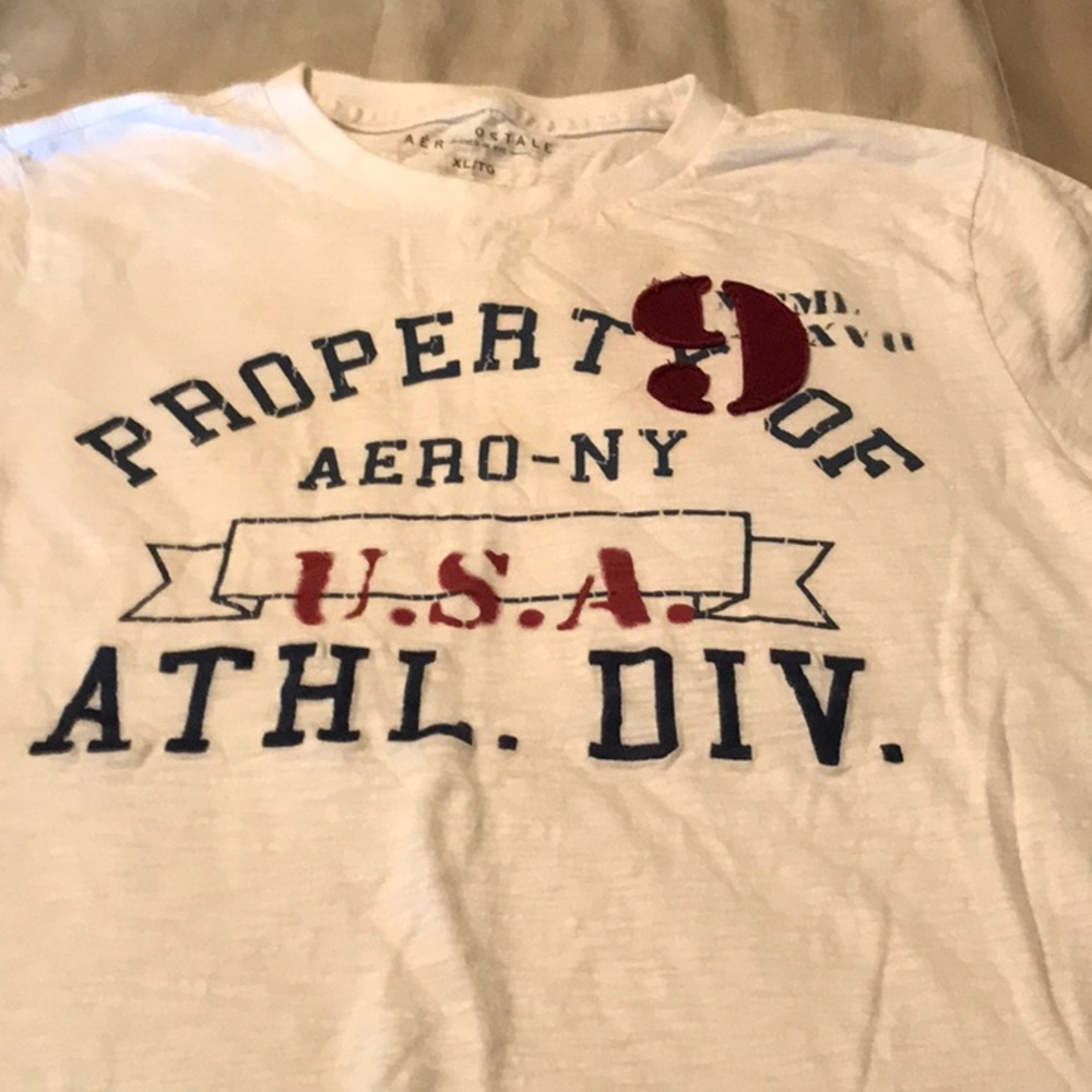 Aeropostale T-shirt.